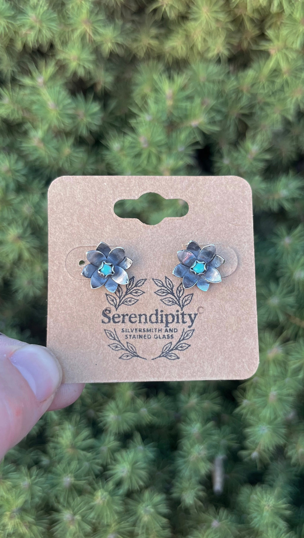 Flower studs